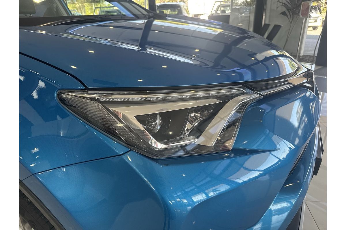 2017 Toyota RAV4 Cruiser ASA44R