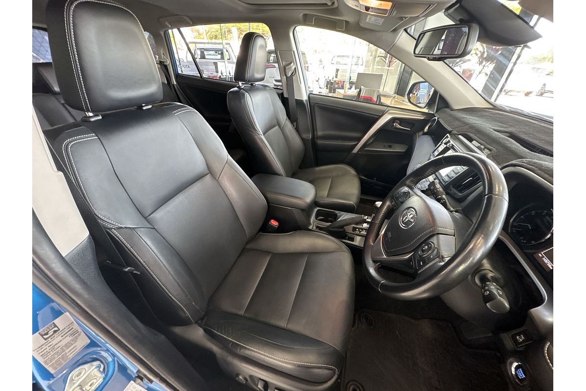 2017 Toyota RAV4 Cruiser ASA44R