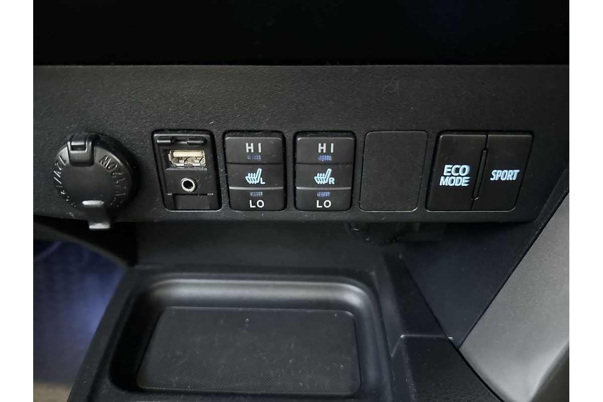 2017 Toyota RAV4 Cruiser ASA44R