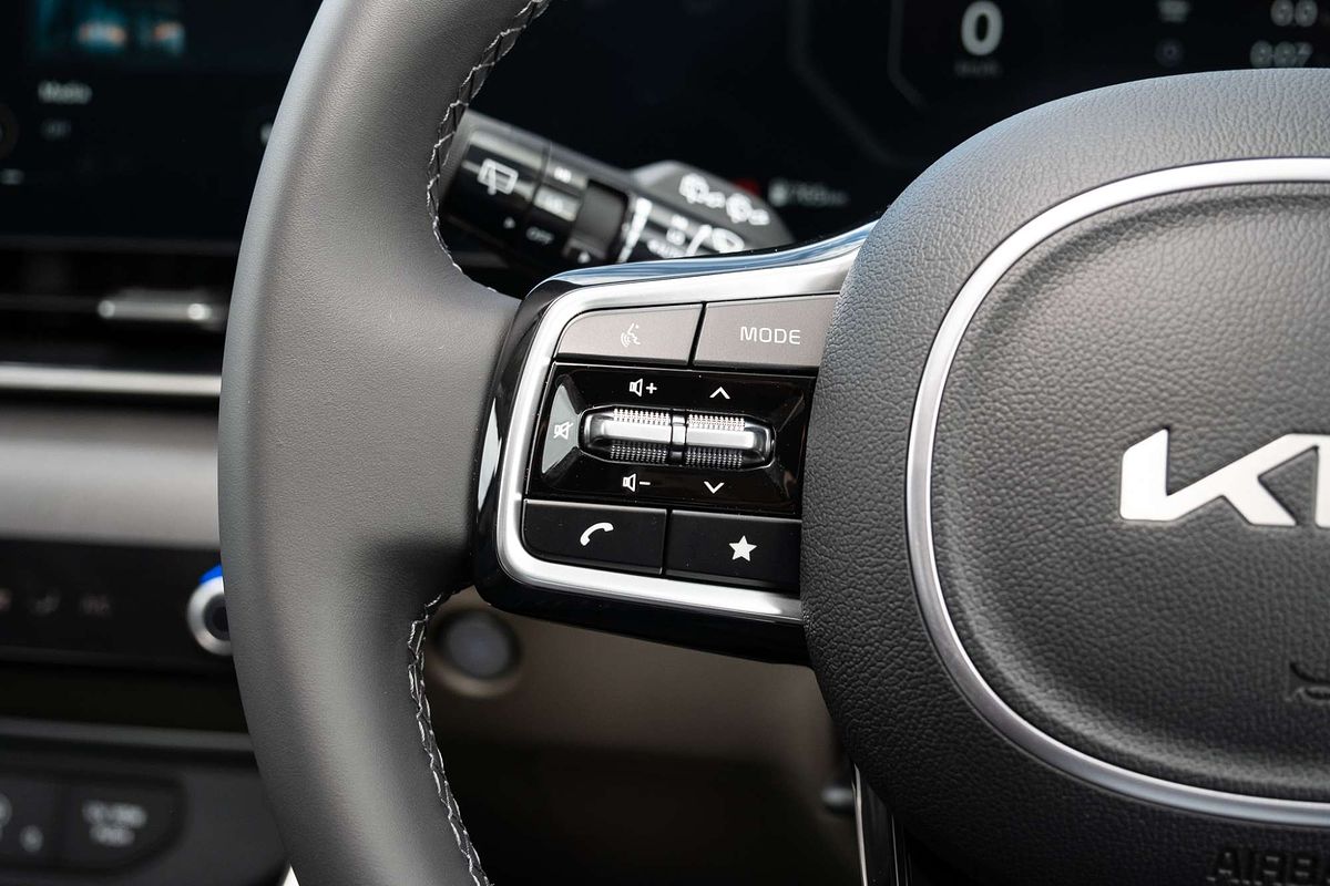 2025 Kia Carnival GT-Line KA4 PE