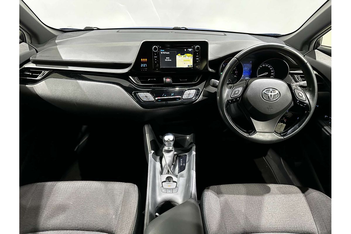 2019 Toyota C-HR  NGX10R