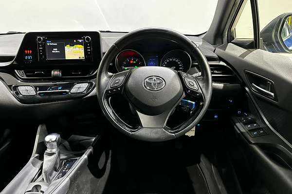 2019 Toyota C-HR  NGX10R
