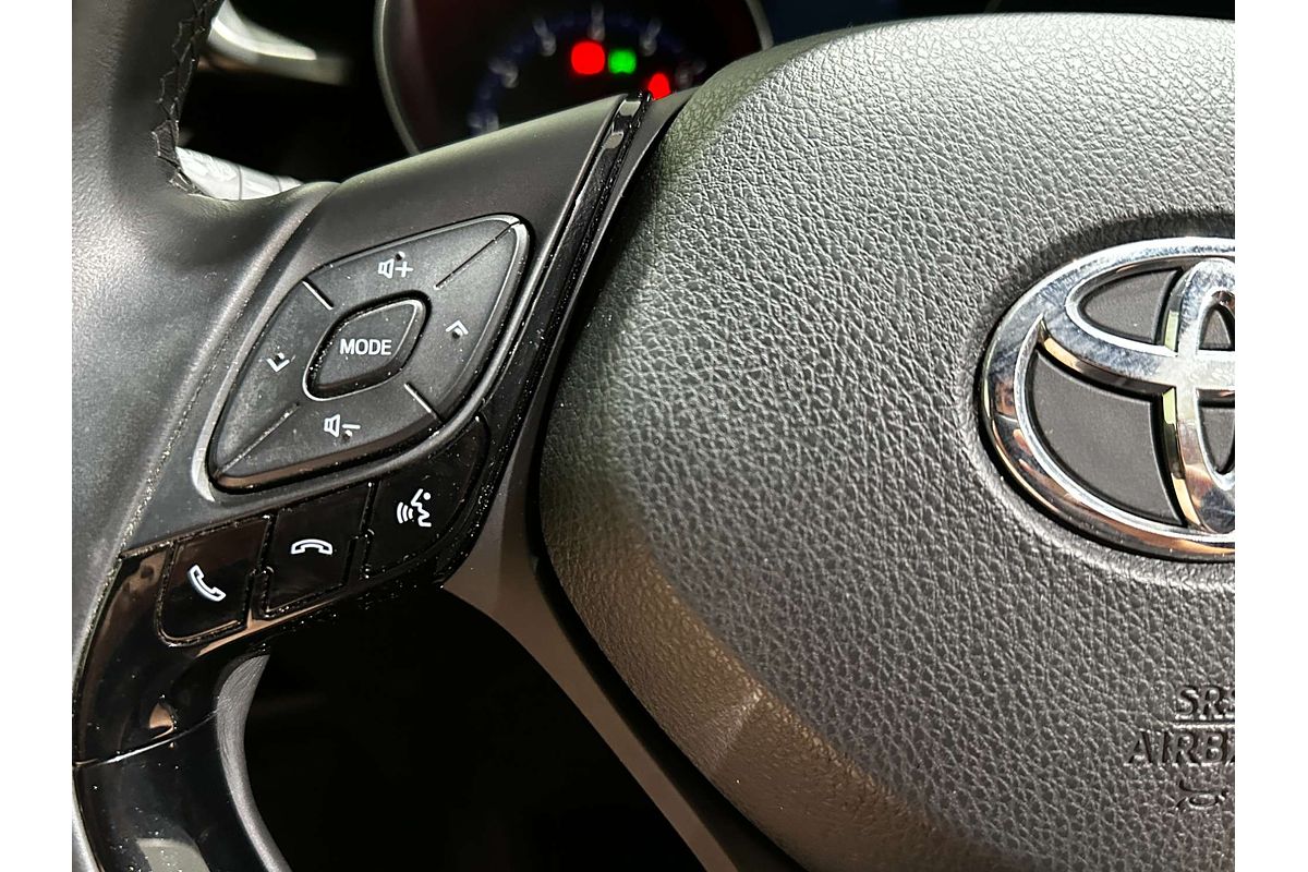 2019 Toyota C-HR  NGX10R