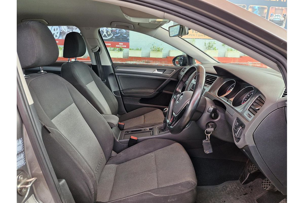 2016 Volkswagen Golf 92TSI 7