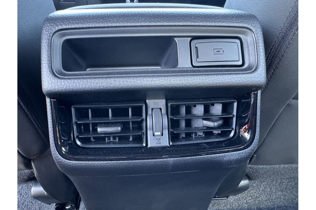 2024 Isuzu D-MAX BLADE 4X4