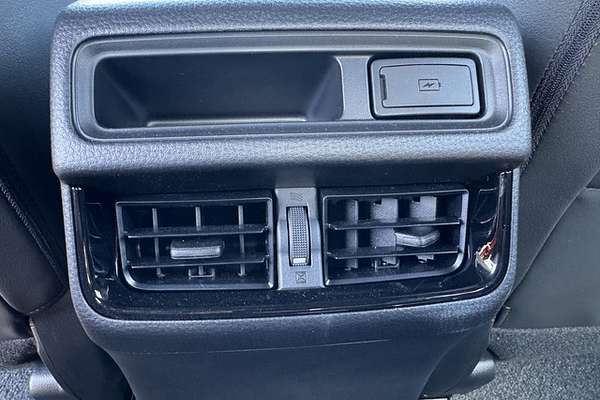 2024 Isuzu D-MAX BLADE 4X4