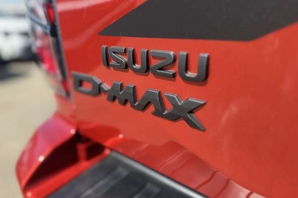 2024 Isuzu D-MAX BLADE 4X4
