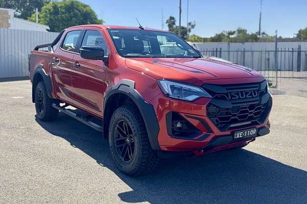 2024 Isuzu D-MAX BLADE 4X4