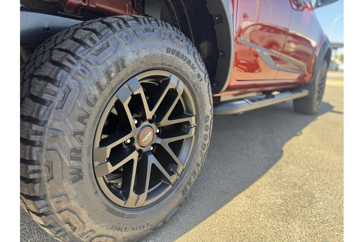 2024 Isuzu D-MAX BLADE 4X4