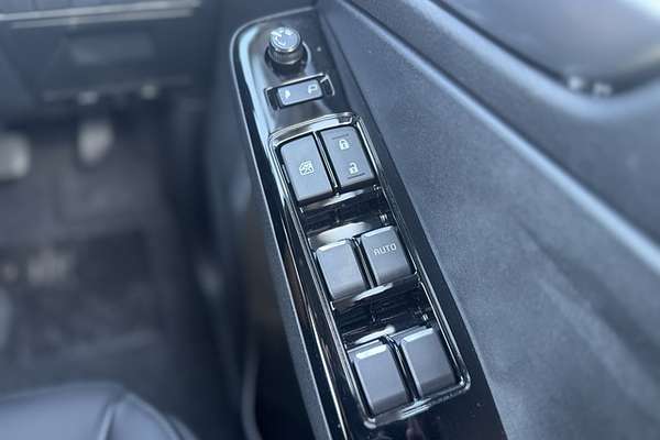 2024 Isuzu D-MAX BLADE 4X4