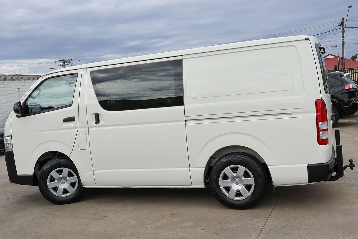 2018 Toyota Hiace TRH201R LWB