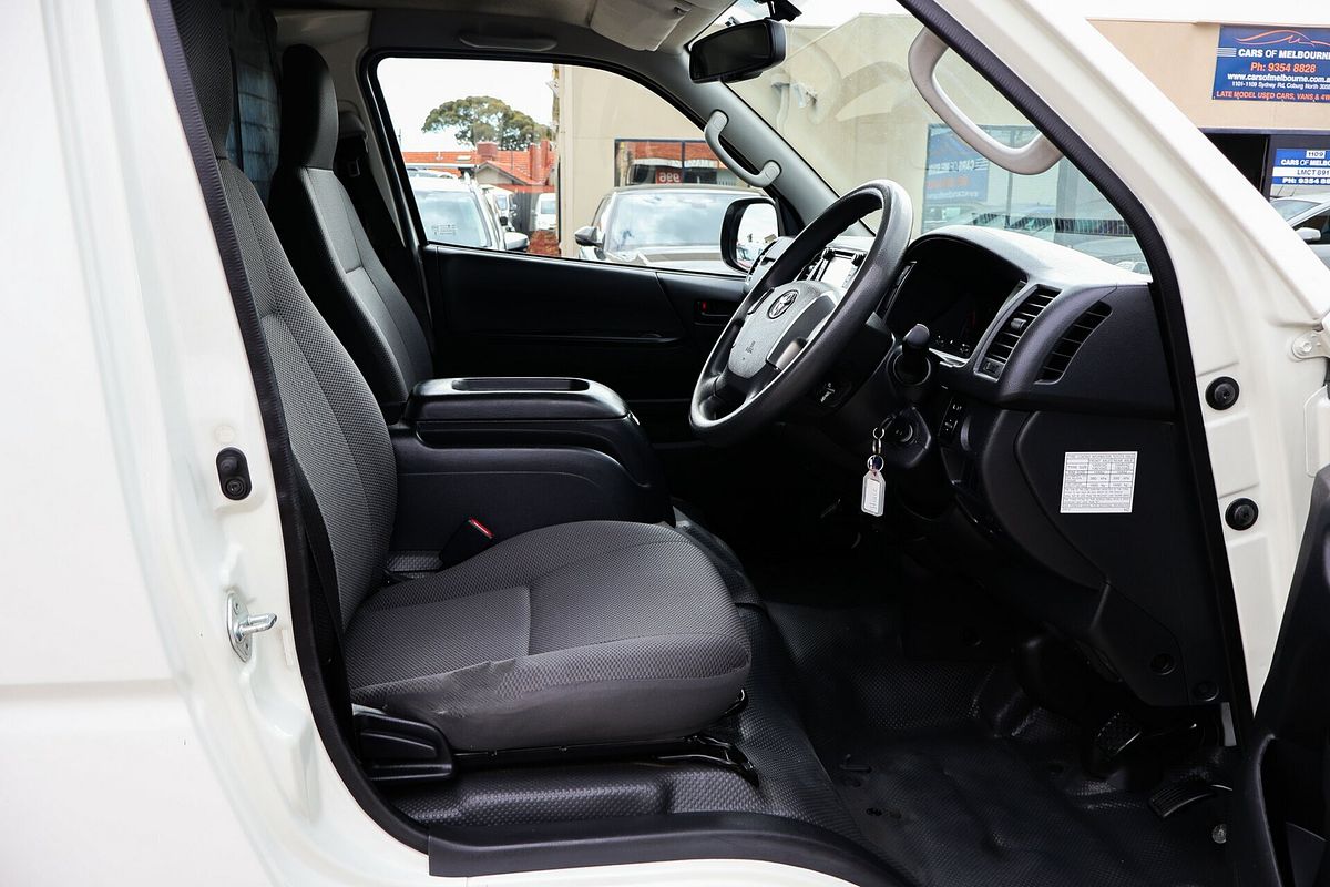 2018 Toyota Hiace TRH201R LWB