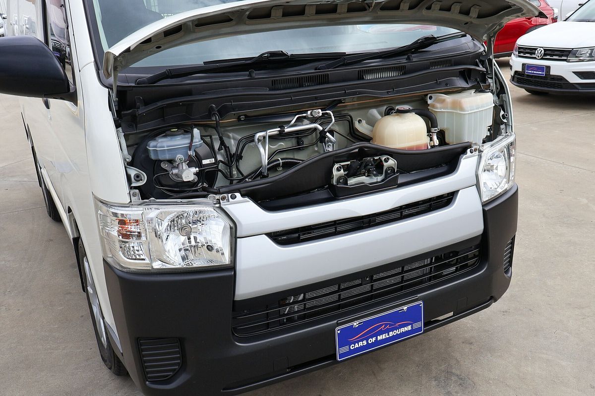 2018 Toyota Hiace TRH201R LWB