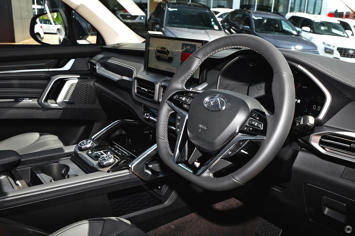 2025 LDV D90 Executive SV9A