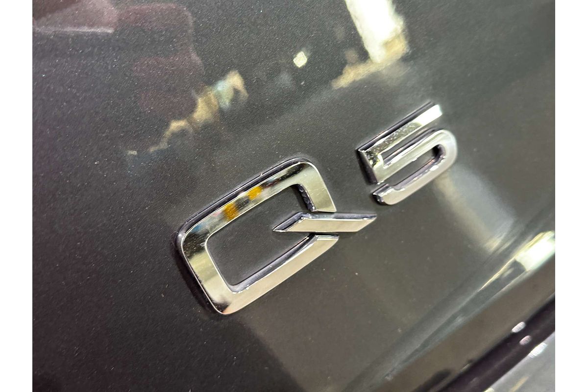 2022 Audi Q5 40 TDI FY