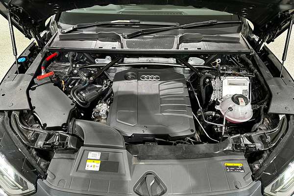 2022 Audi Q5 40 TDI FY