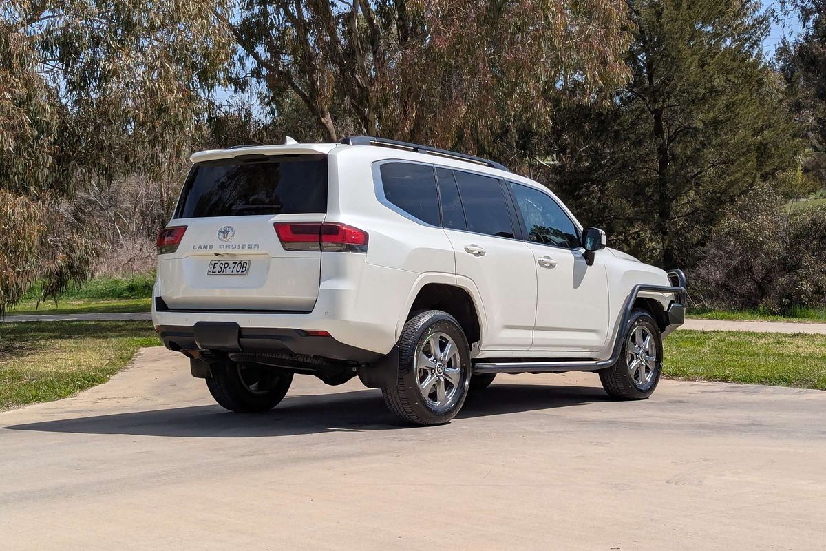 2022 Toyota Landcruiser VX FJA300R