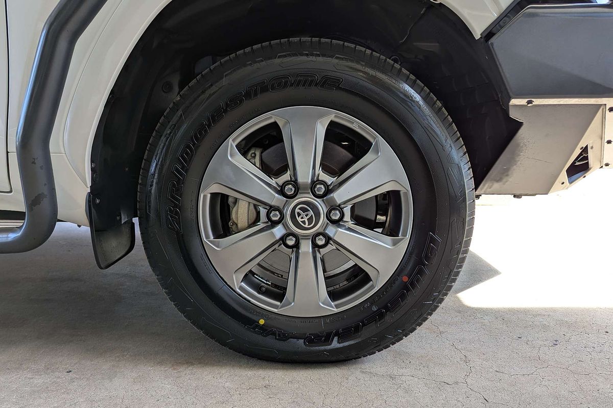 2022 Toyota Landcruiser VX FJA300R