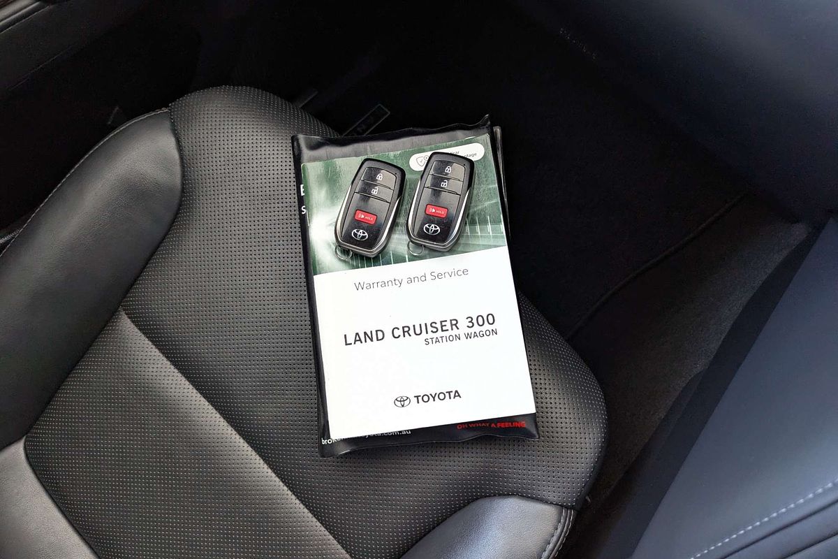 2022 Toyota Landcruiser VX FJA300R