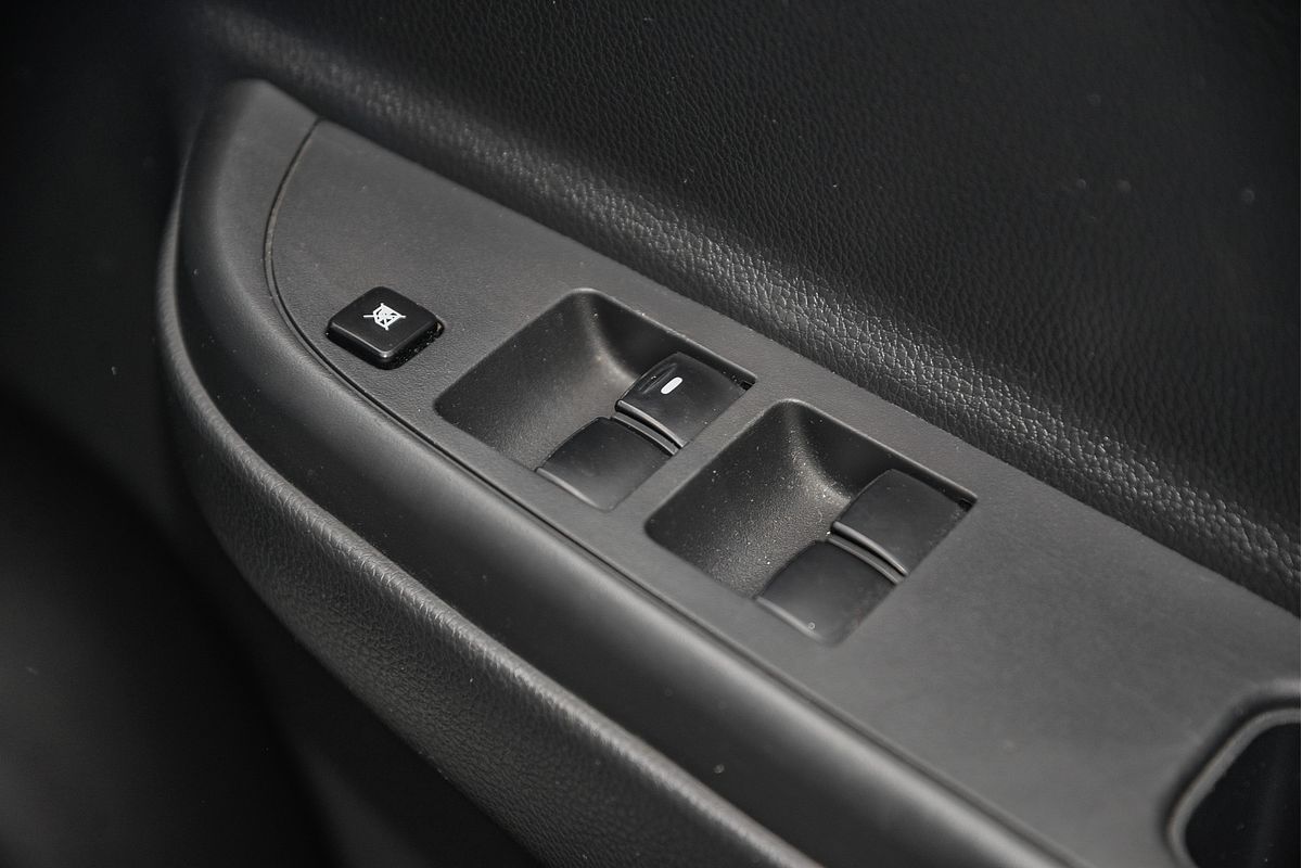 2021 Mitsubishi Triton GLX MR Rear Wheel Drive