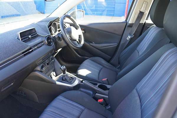 2015 Mazda 2 Maxx DJ Series