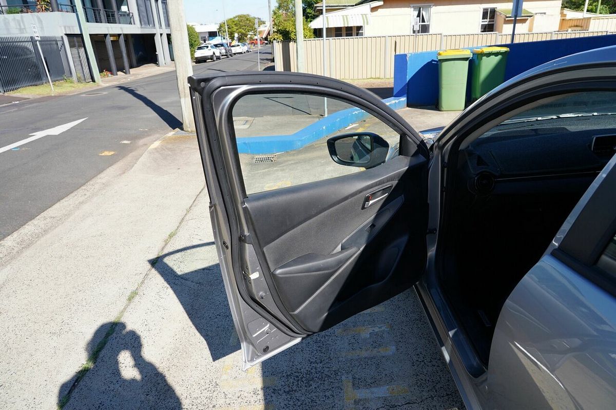 2015 Mazda 2 Maxx DJ Series