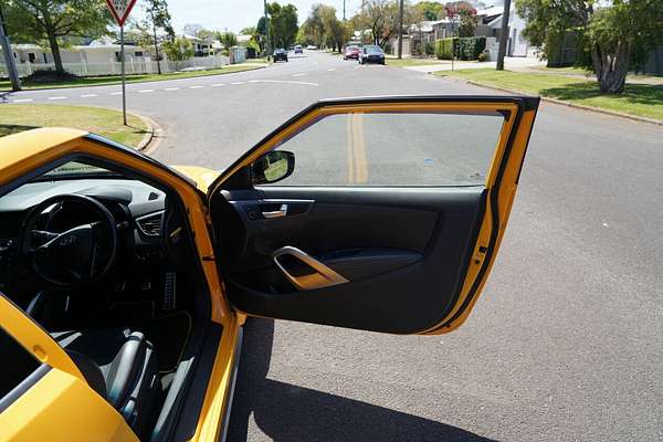 2017 Hyundai Veloster SR Turbo FS5 Series 2 MY16