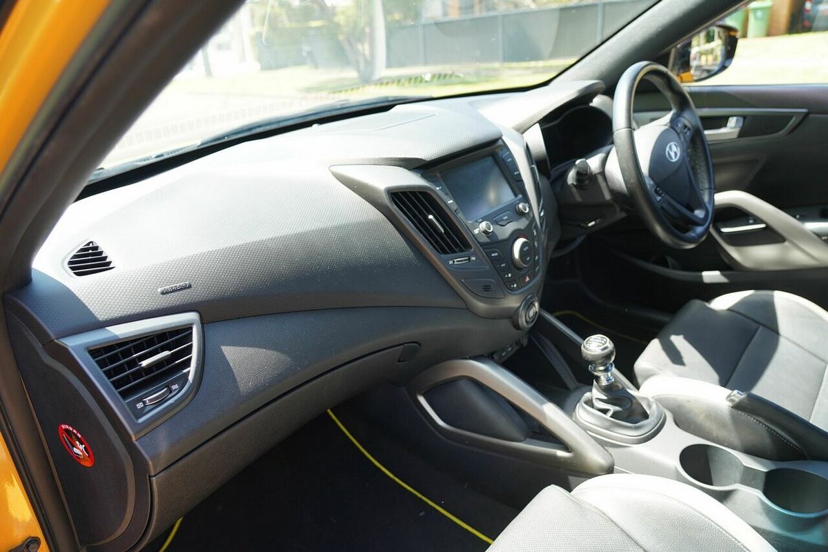 2017 Hyundai Veloster SR Turbo FS5 Series 2 MY16