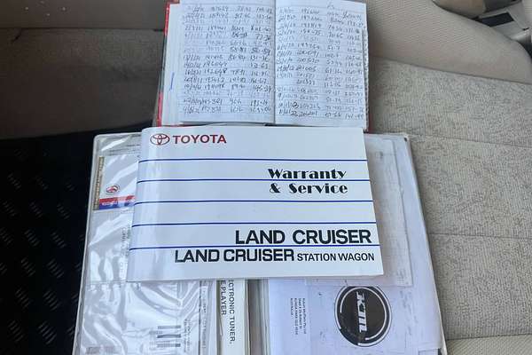 2002 Toyota Landcruiser GXL HDJ100R