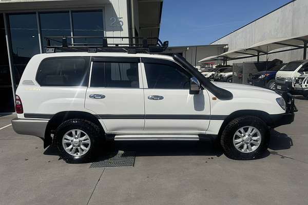 2002 Toyota Landcruiser GXL HDJ100R