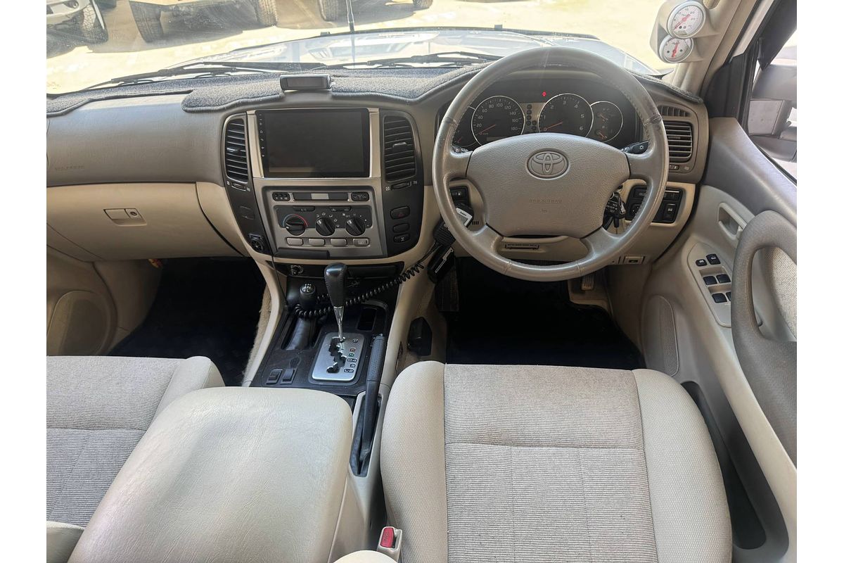 2002 Toyota Landcruiser GXL HDJ100R