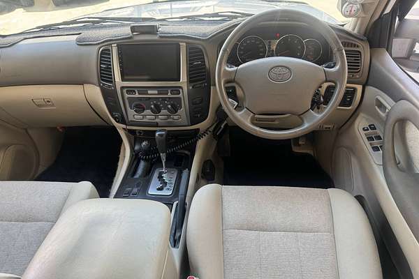 2002 Toyota Landcruiser GXL HDJ100R