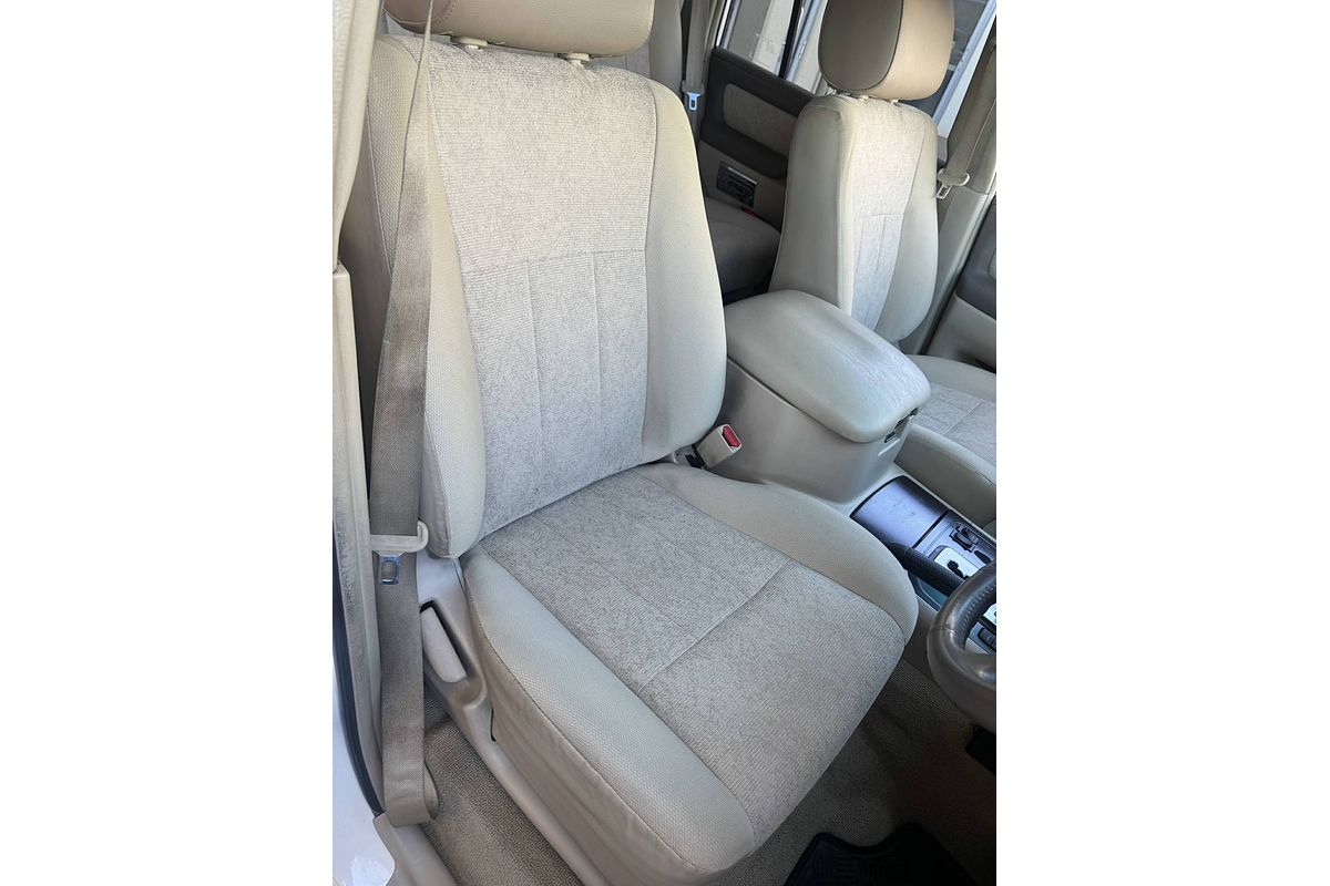 2002 Toyota Landcruiser GXL HDJ100R
