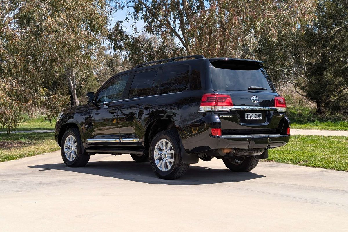 2016 Toyota Landcruiser Sahara VDJ200R