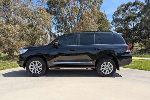 2016 Toyota Landcruiser Sahara VDJ200R