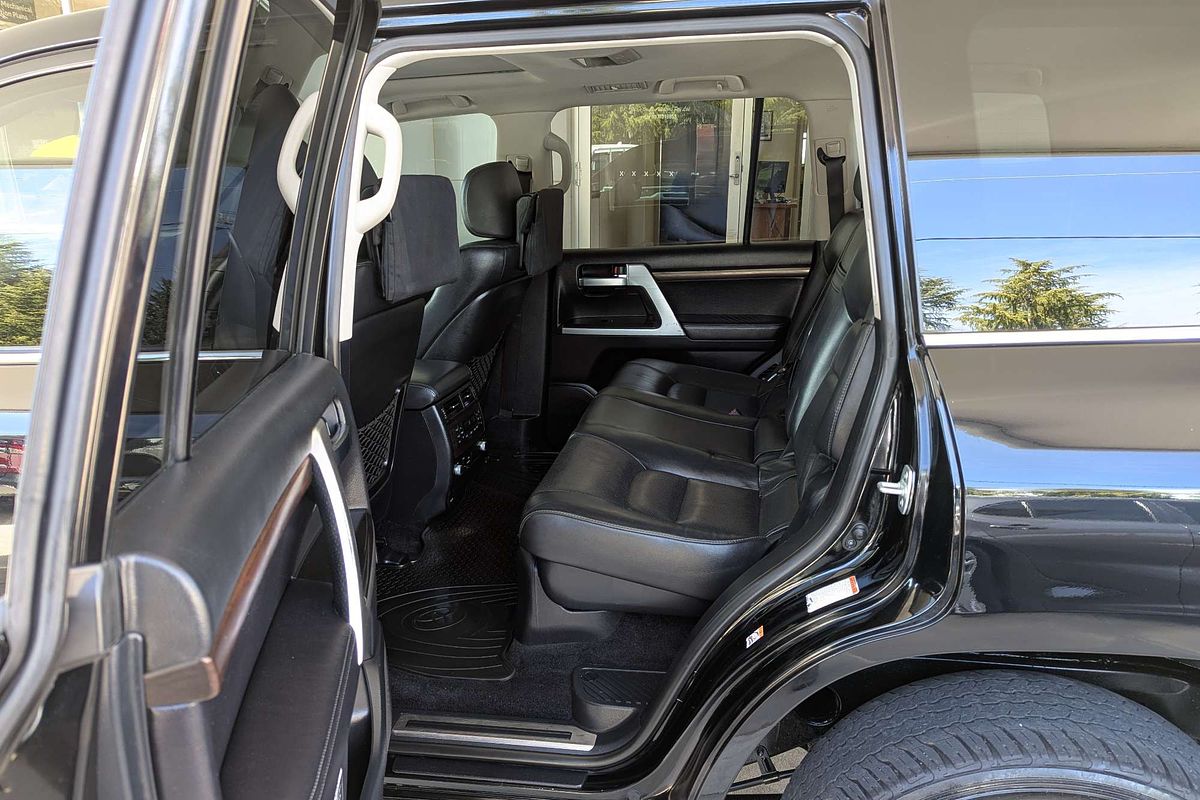 2016 Toyota Landcruiser Sahara VDJ200R