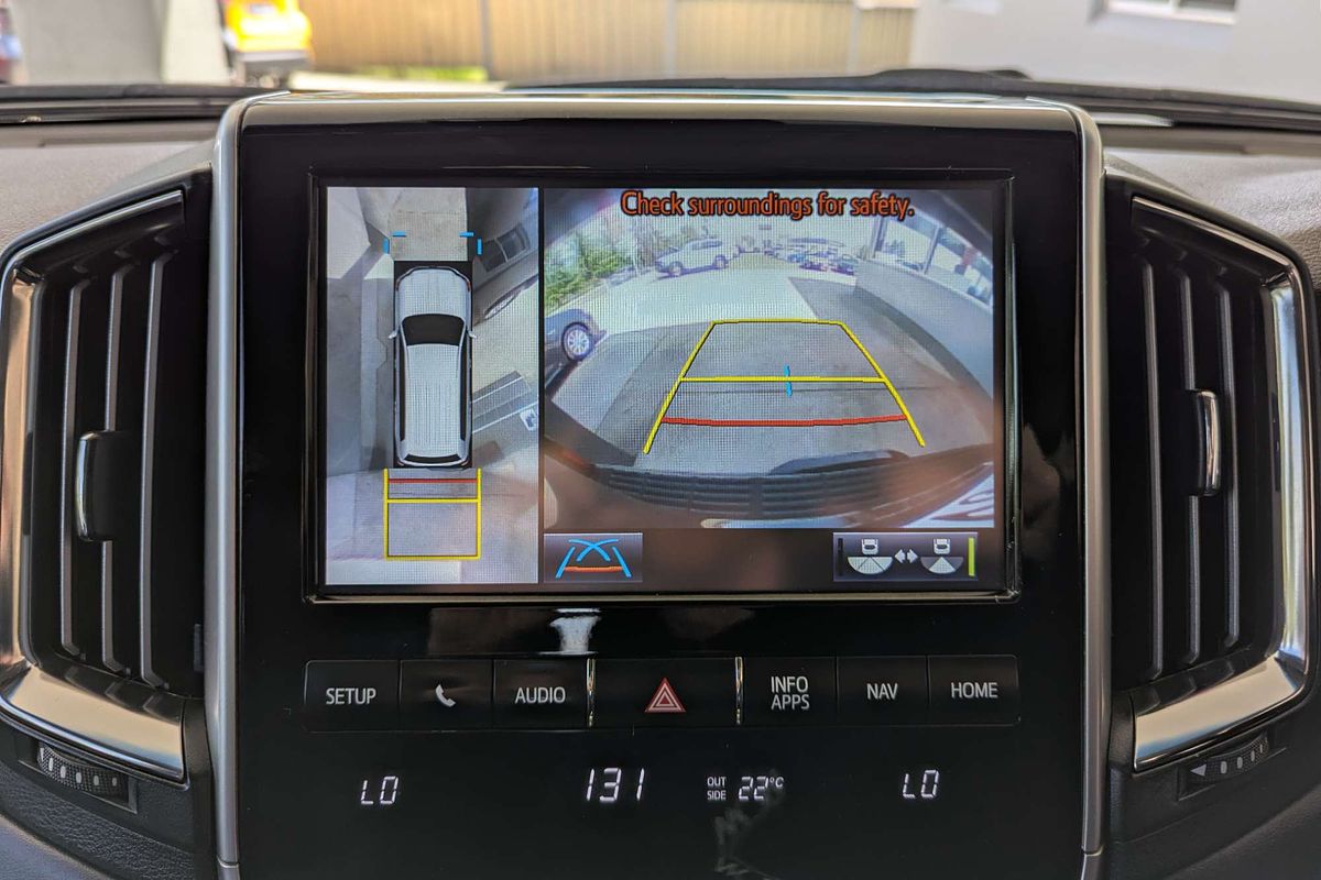 2016 Toyota Landcruiser Sahara VDJ200R
