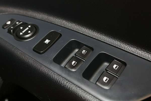 2024 Kia Stonic S YB