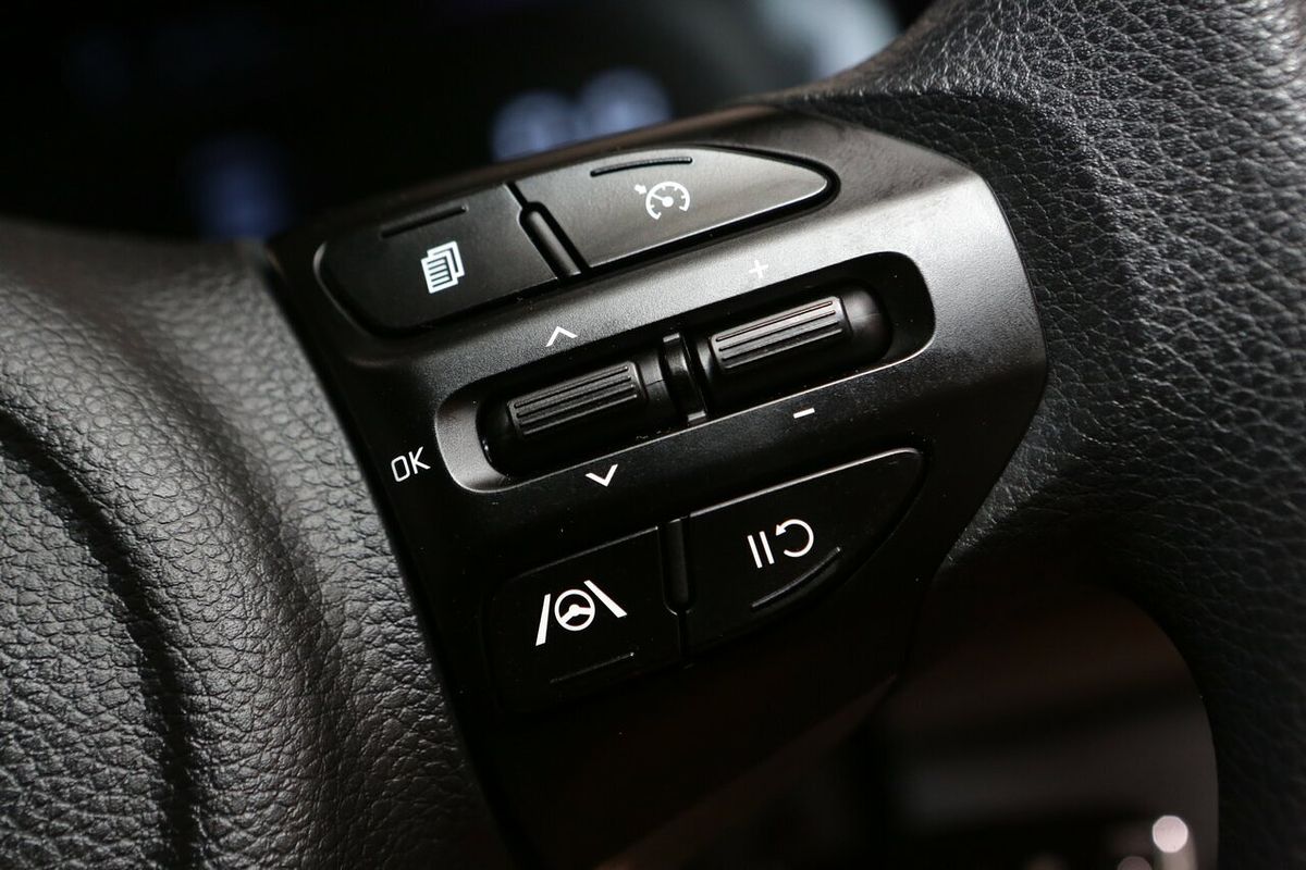 2024 Kia Stonic S YB