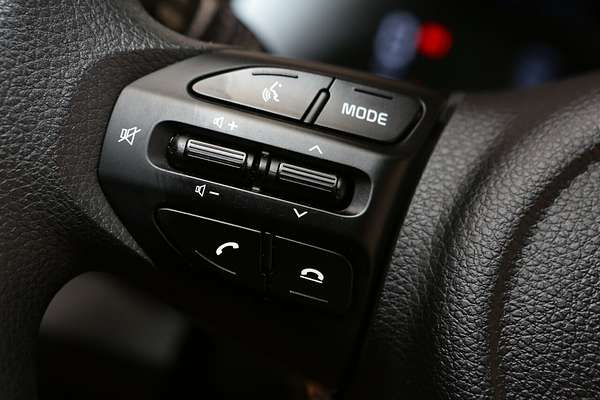 2024 Kia Stonic S YB