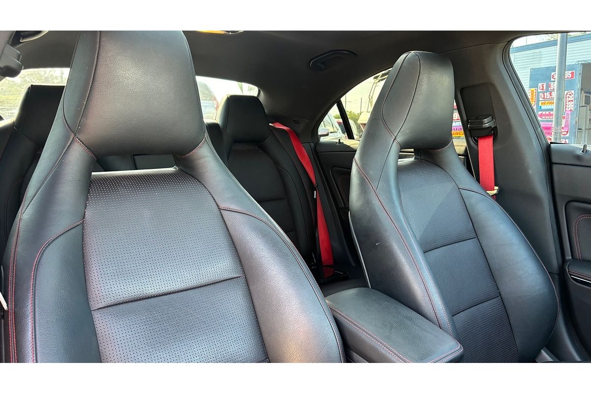 2014 Mercedes-Benz 250 4Matic 117