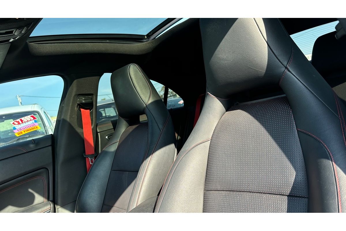 2014 Mercedes-Benz 250 4Matic 117