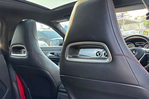 2014 Mercedes-Benz 250 4Matic 117
