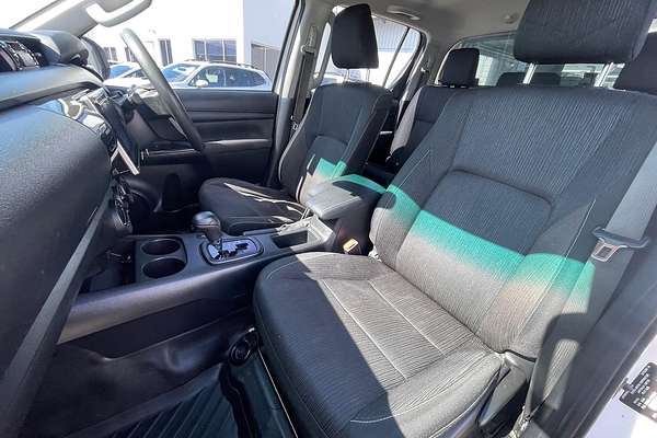 2018 Toyota Hilux SR GUN126R 4X4