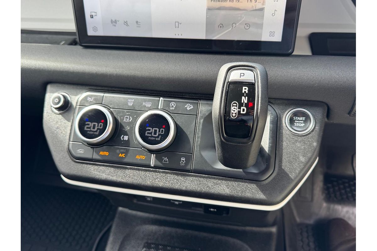 2021 Land Rover Defender 90 P300 L663