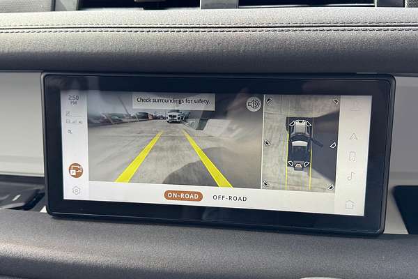 2021 Land Rover Defender 90 P300 L663