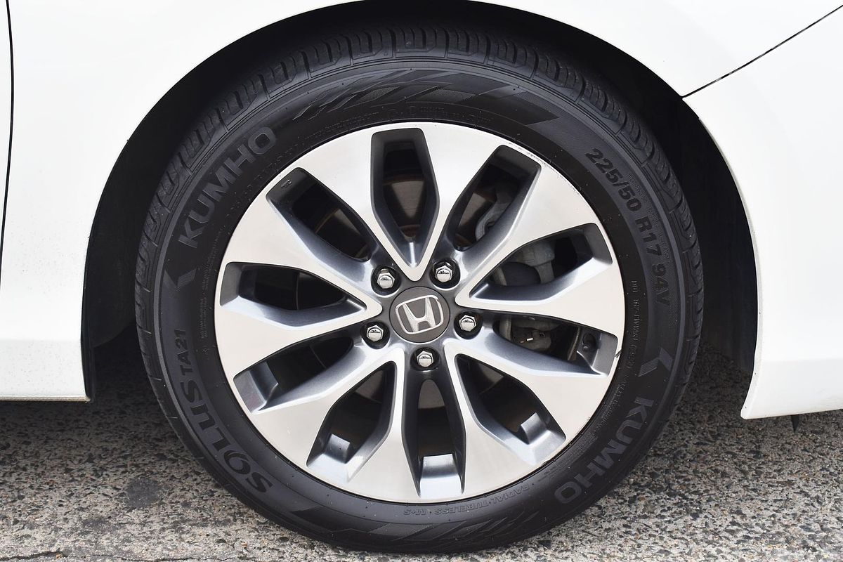 2015 Honda Accord VTi-S 9th Gen