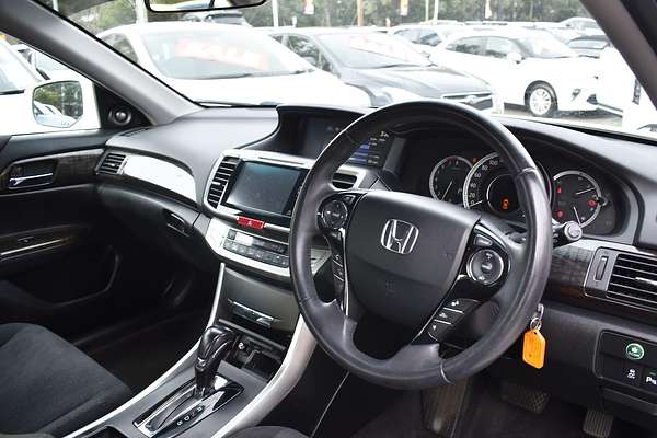 2015 Honda Accord VTi-S 9th Gen