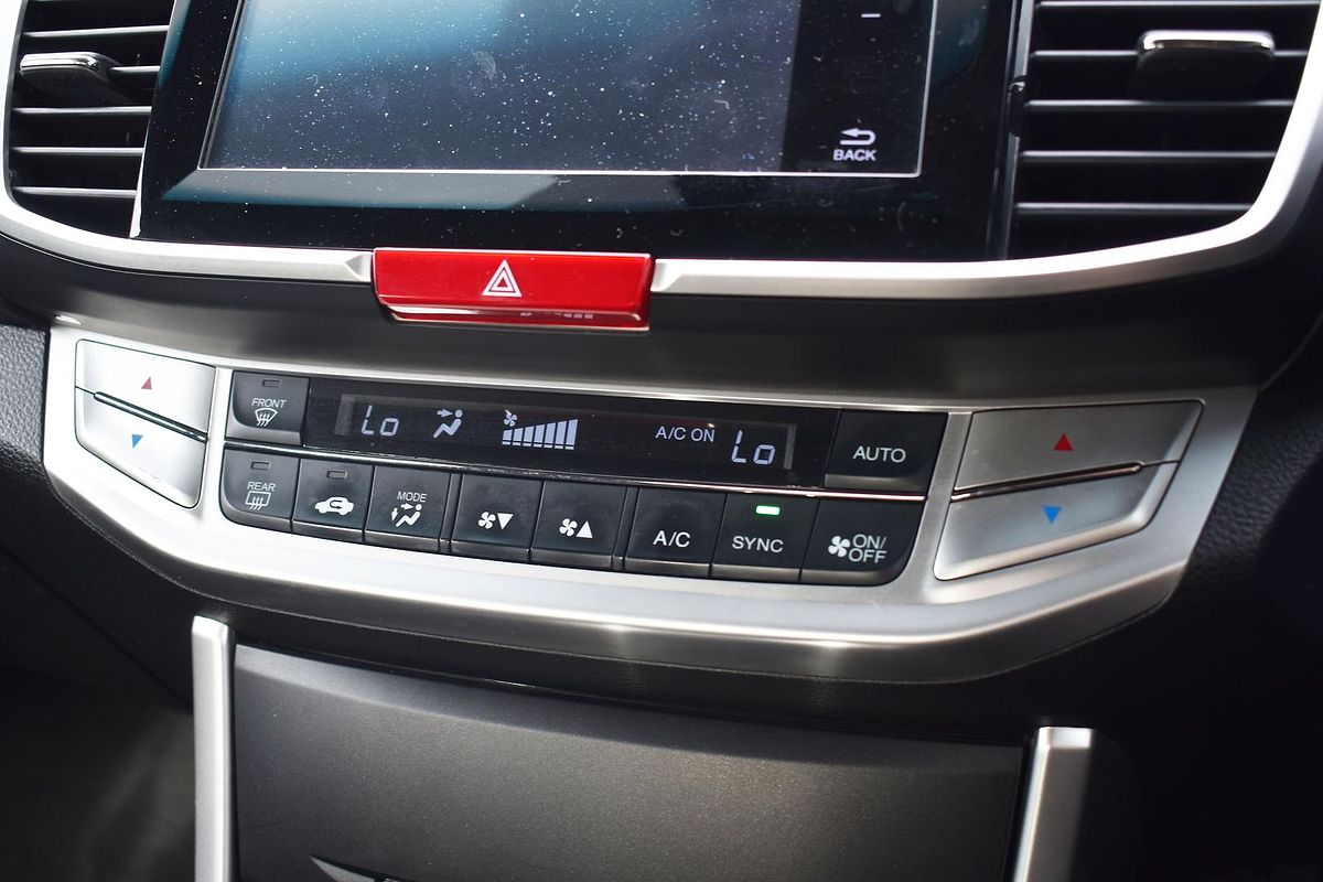 2015 Honda Accord VTi-S 9th Gen