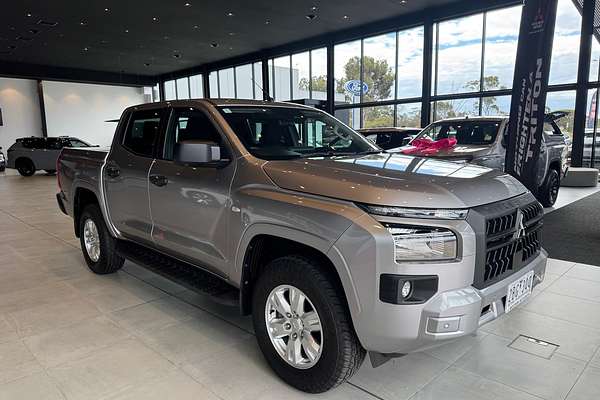 2024 Mitsubishi Triton GLX+ MV 4X4